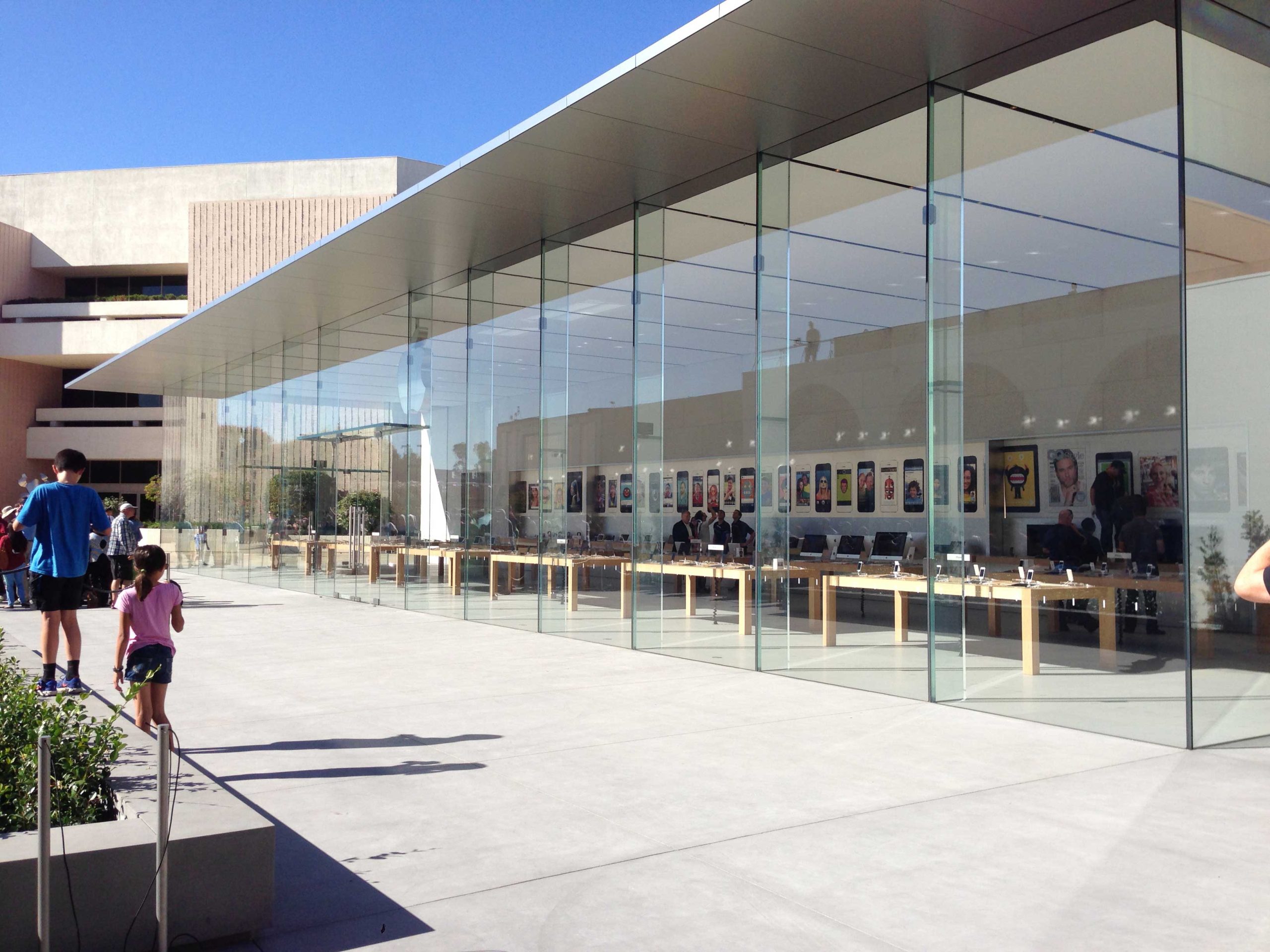 Apple Store, Stanford